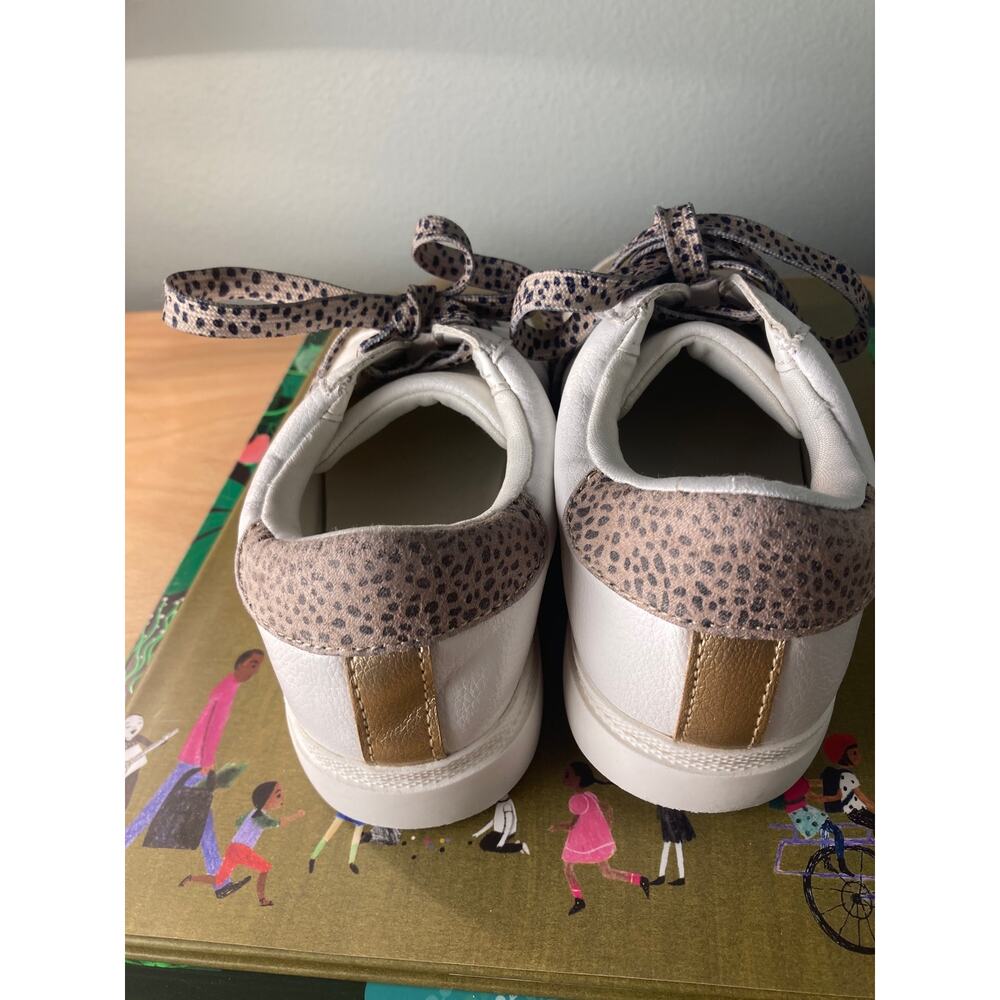 Art Class Cute Sneakers ~ Golden Goose Like ~ White Gold & Animal Print ~ Sz 2 - Picture 4 of 7